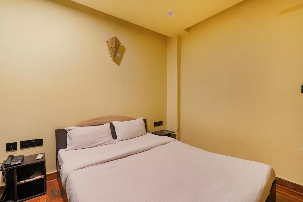 Hotel Fabexpress Lemon Grass Varanasi Exterior foto