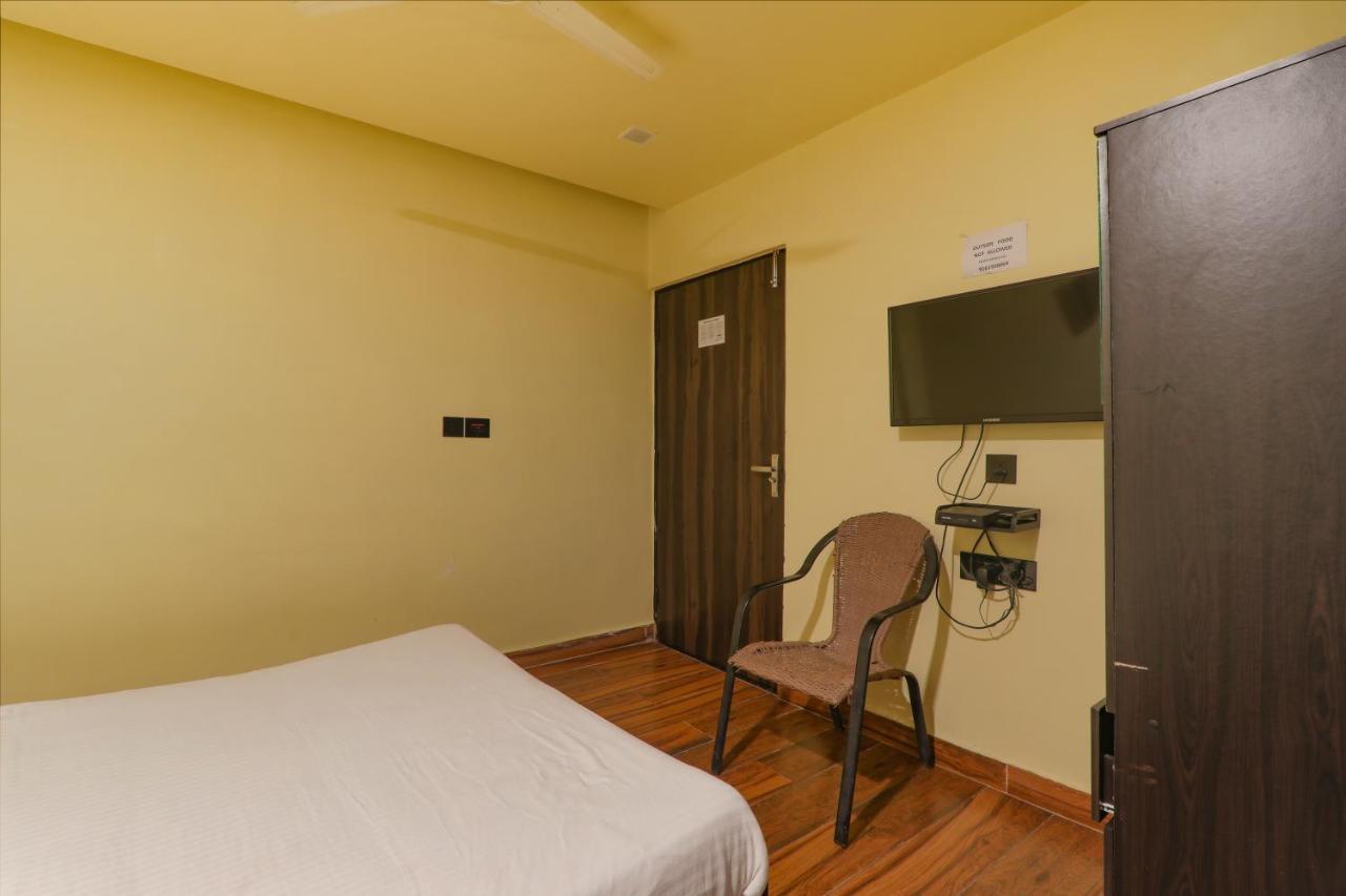 Hotel Fabexpress Lemon Grass Varanasi Exterior foto