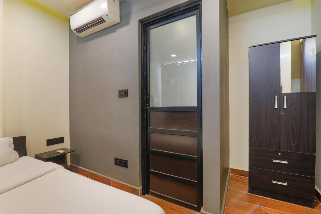 Hotel Fabexpress Lemon Grass Varanasi Exterior foto
