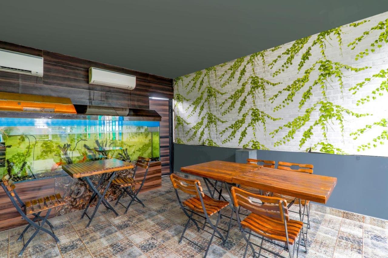 Hotel Fabexpress Lemon Grass Varanasi Exterior foto